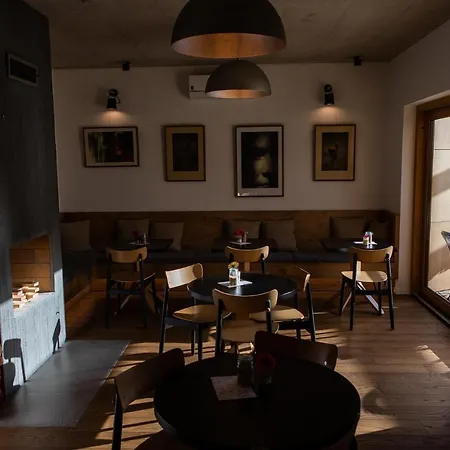 Nocľah s raňajkami Vigeo Lounge Coffee 3*