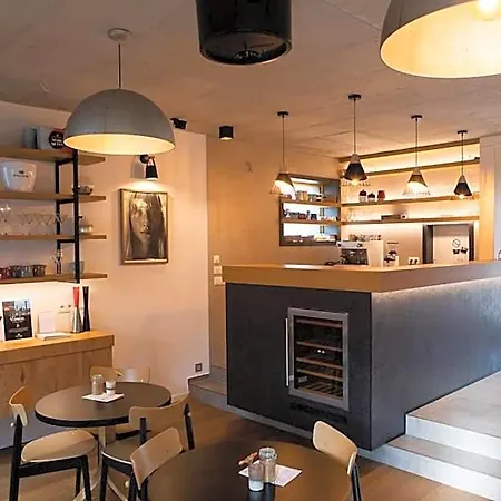 Vigeo Lounge Coffee בויניצה